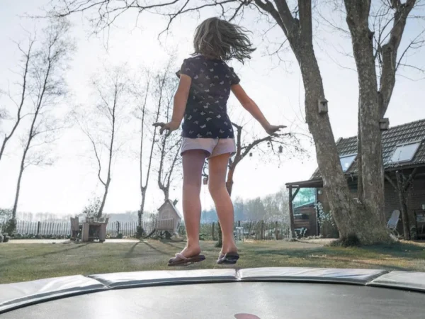 Akrobat Orbit Inground