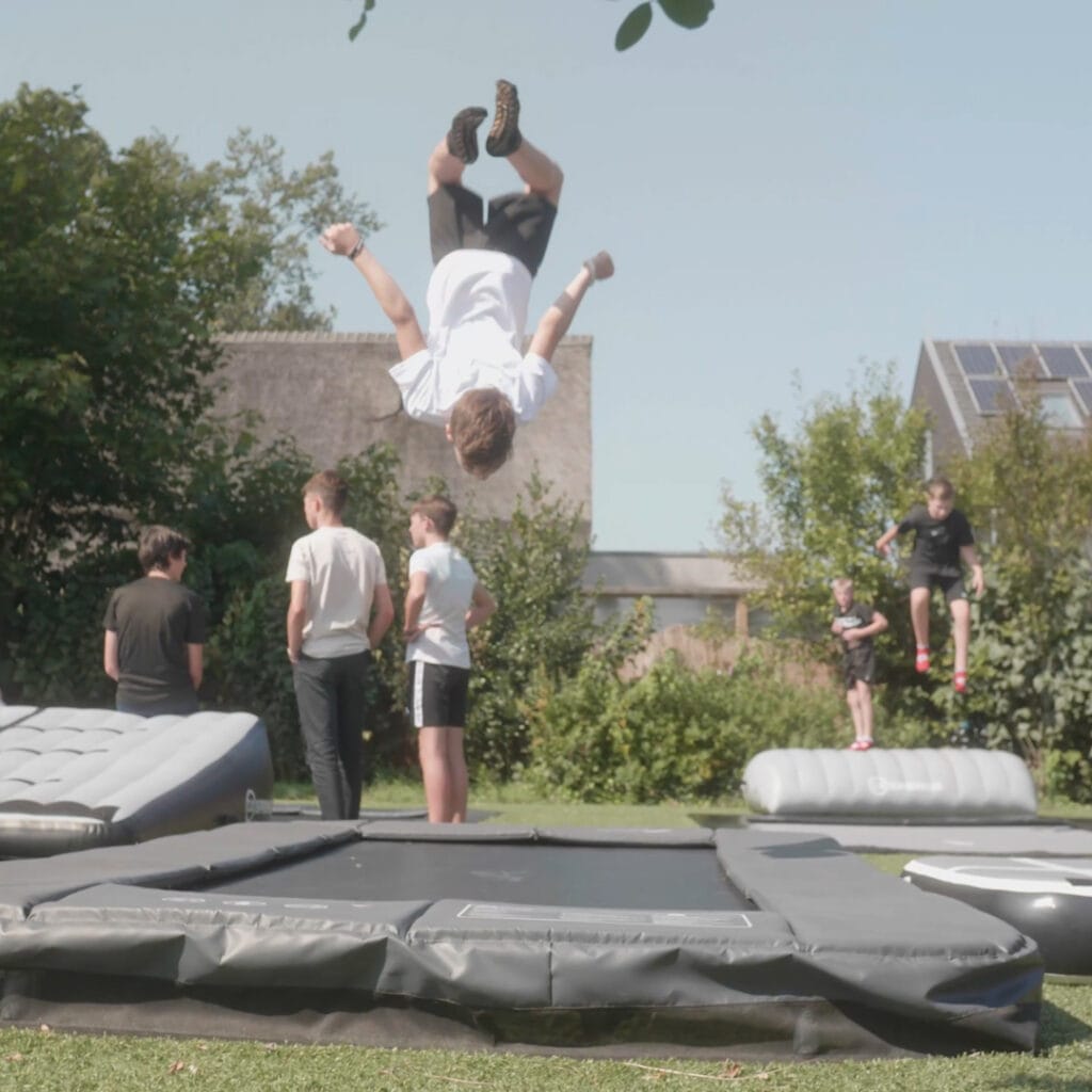 10 Trampoline tricks voor gevorderden